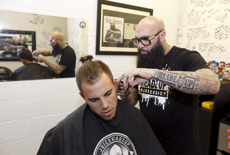 For A Major League Hair Cut, Baseball Players Pick Miami's Juice |  Madison365