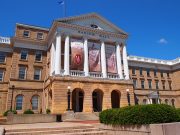 UW will require weekly testing for unvaccinated students, staff