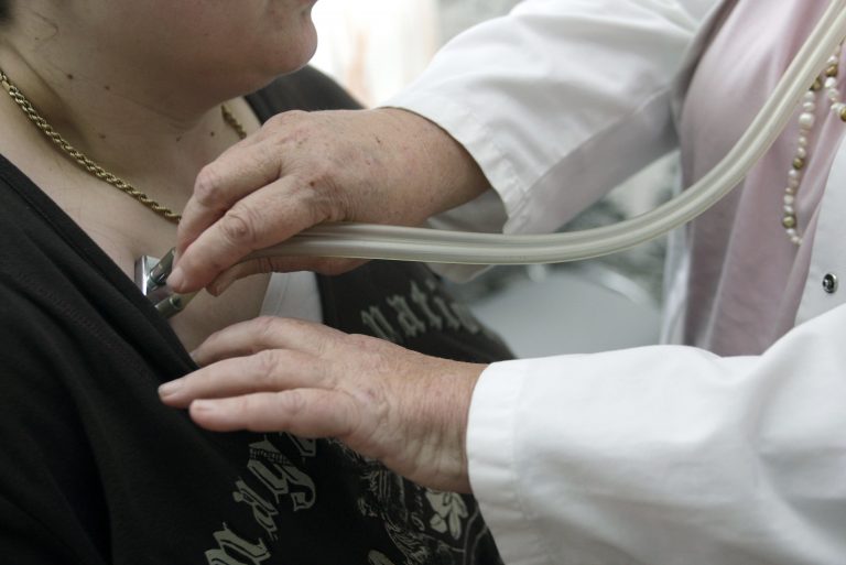 Health Benefit Offers From Small Businesses Keep Vanishing