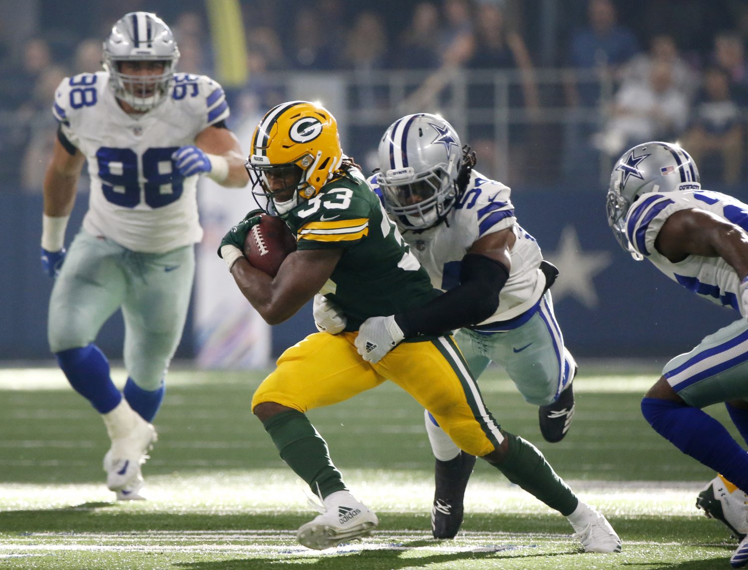 Rodgers Lifts Packers Over Cowboys 35-31 in Another Thriller