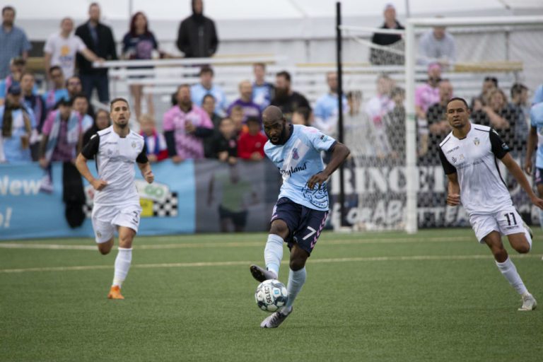 Flamingos Find Finishing Touch in Win over Tucson