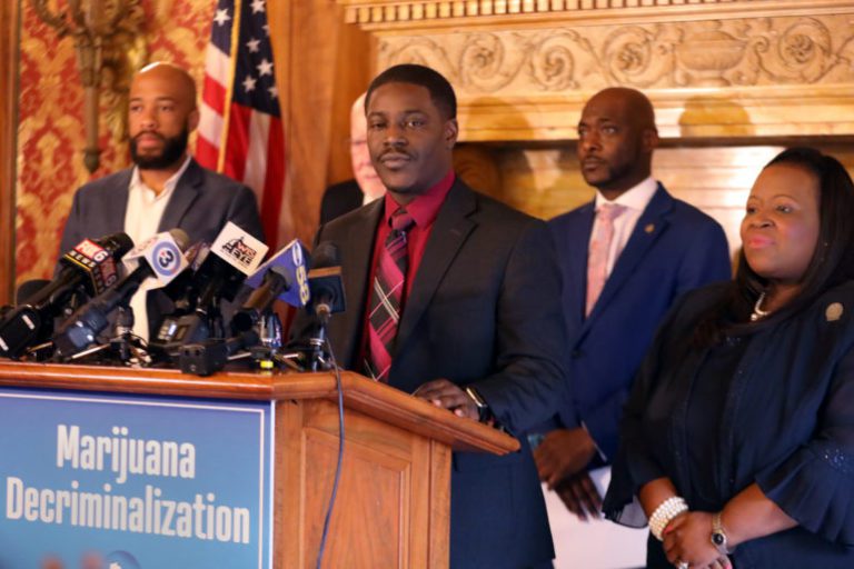 Wisconsinites use cannabis as a medicine, but research and the law are not yet on their side 