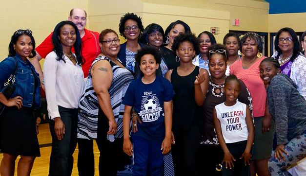 Boys and Girls Club takes annual Community Thanksgiving Dinner virtual ...