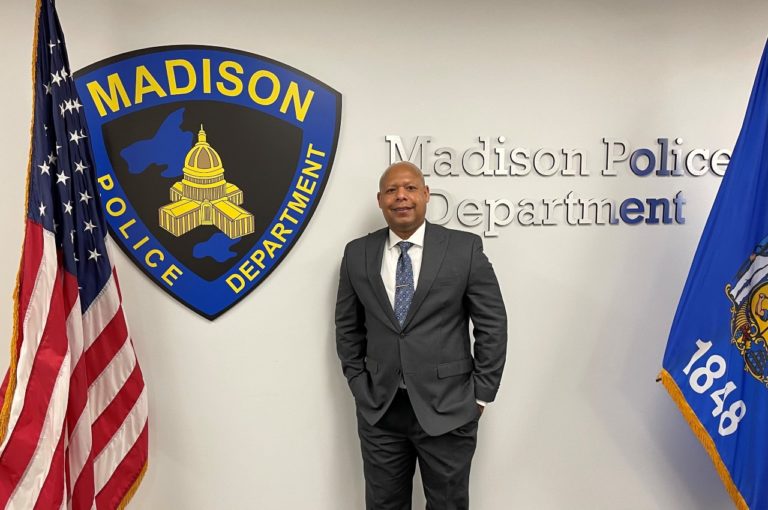 Dr. Shon Barnes sworn in as MPD police chief