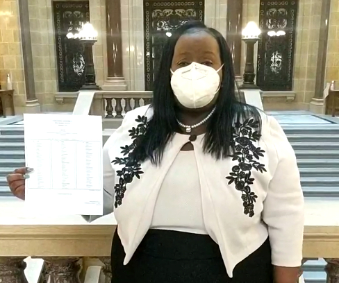 Wisconsin Assembly approves bill to reduce barriers to natural hair braiding Wisconsin Assembly approves bill to reduce barriers to natural hair braiding