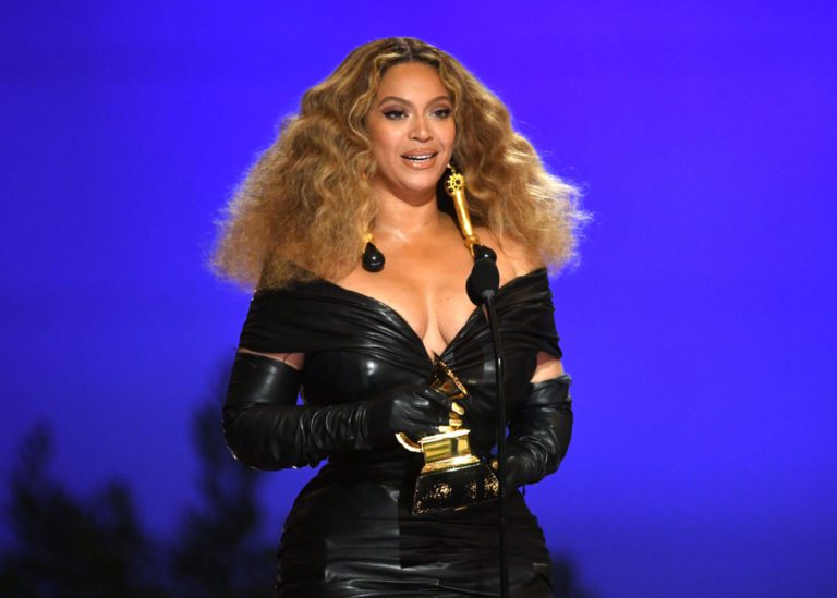 Beyoncé reigns after breaking and setting Grammy records