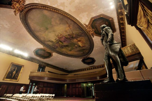 NY City Hall Makeover
