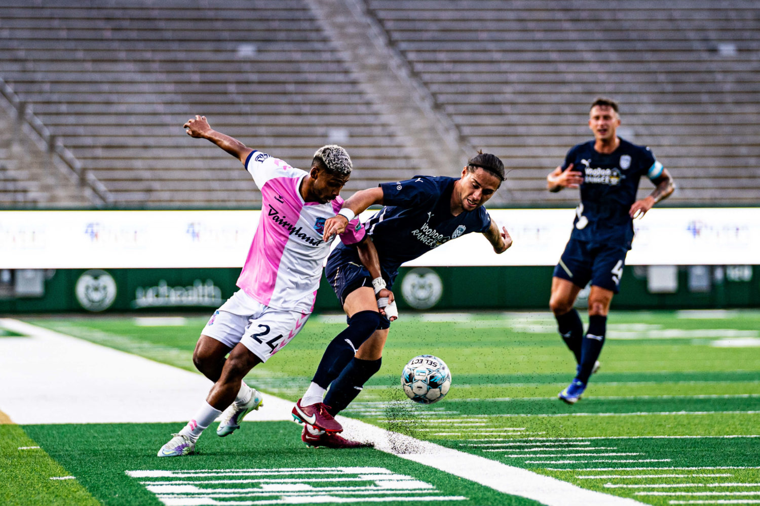 Torres goal, stout defense gets 2-1 road win, launches Mingos to