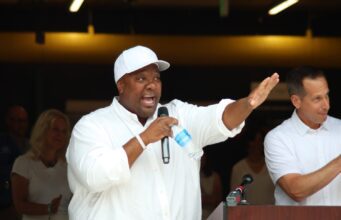 Community mourns, remembers Michael Johnson