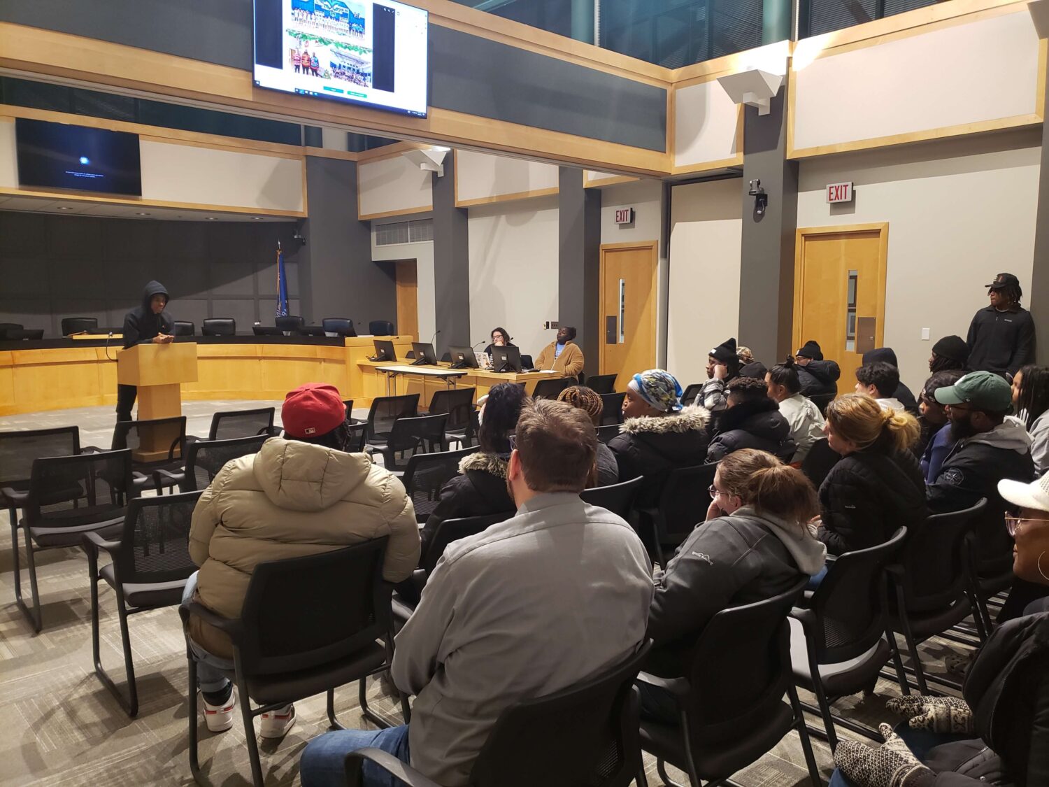 “He stood up for me.” Community meeting focuses on organizing to reinstate Sun Prairie West basketball coach