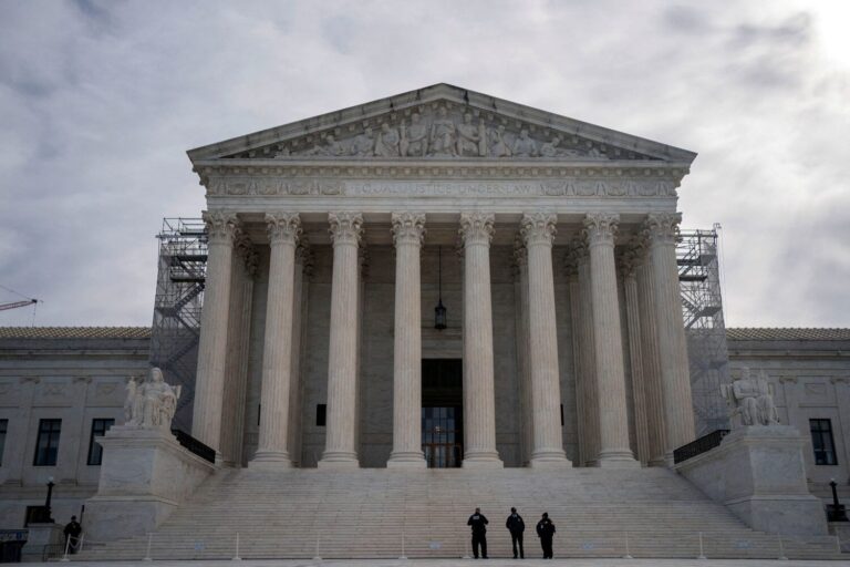 Supreme Court blocks Texas from enforcing controversial immigration law for now