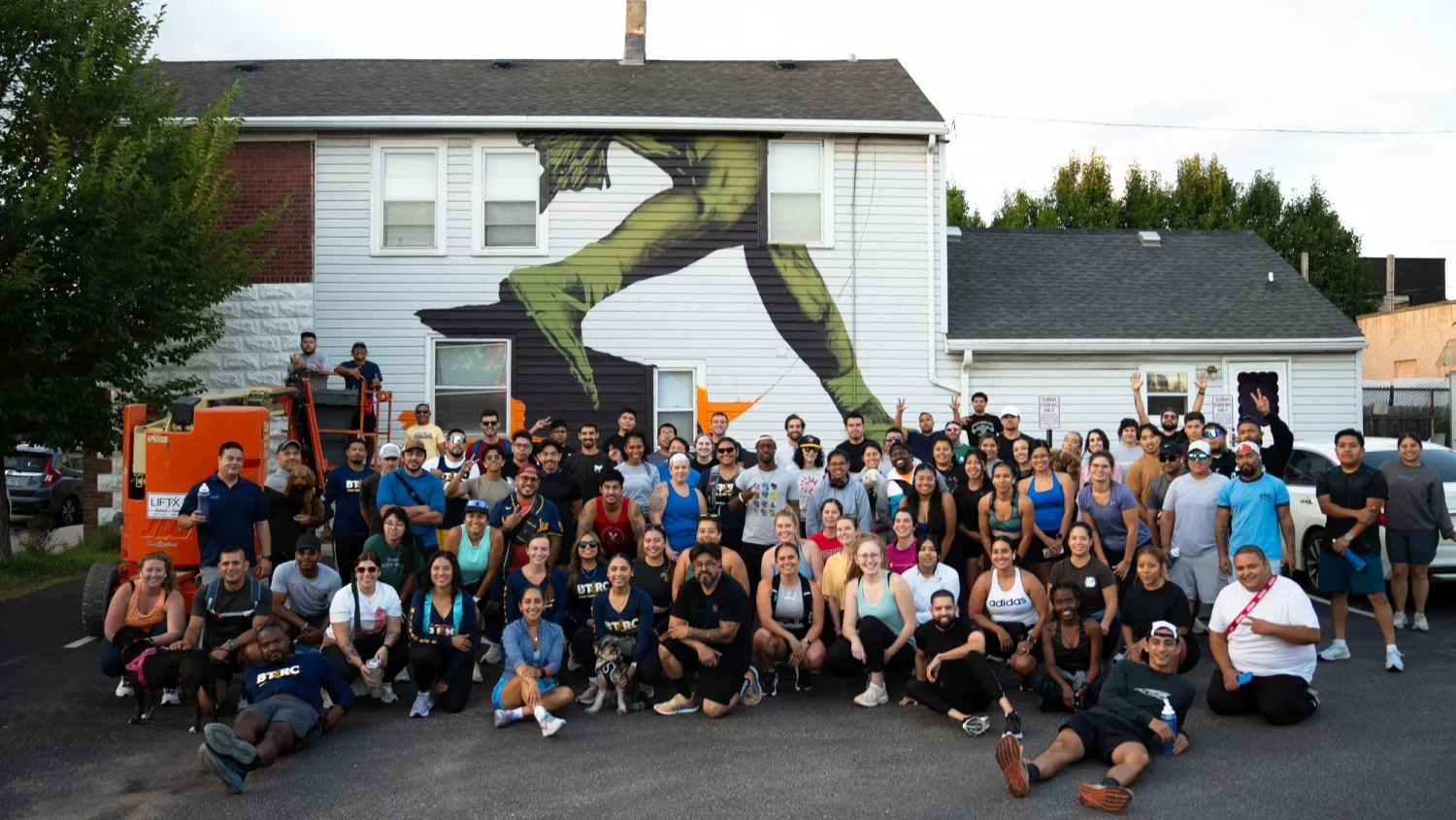 Patrick Chaves and Buena Tierra Run Club create community, celebrates culture through running