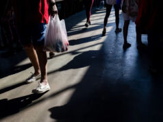 ‘Things are pretty crappy.’ 1 in 4 US households are living paycheck to paycheck