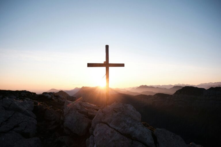 Selfless Ambition Between Sundays: The Cross Before the Crown