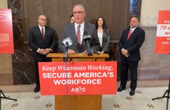 Milwaukee groups urge Trump Administration to provide work permits for long-term, law-abiding immigrants and citizenship for Dreamers