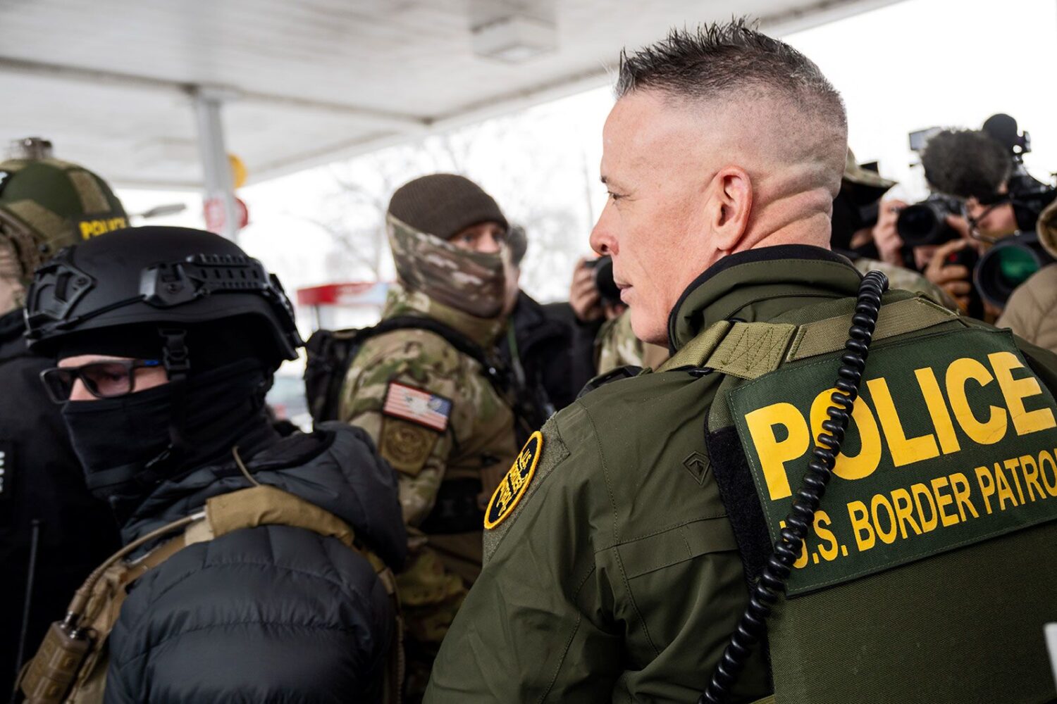 White House shows first signs of retreat as backlash grows over Minnesota killing