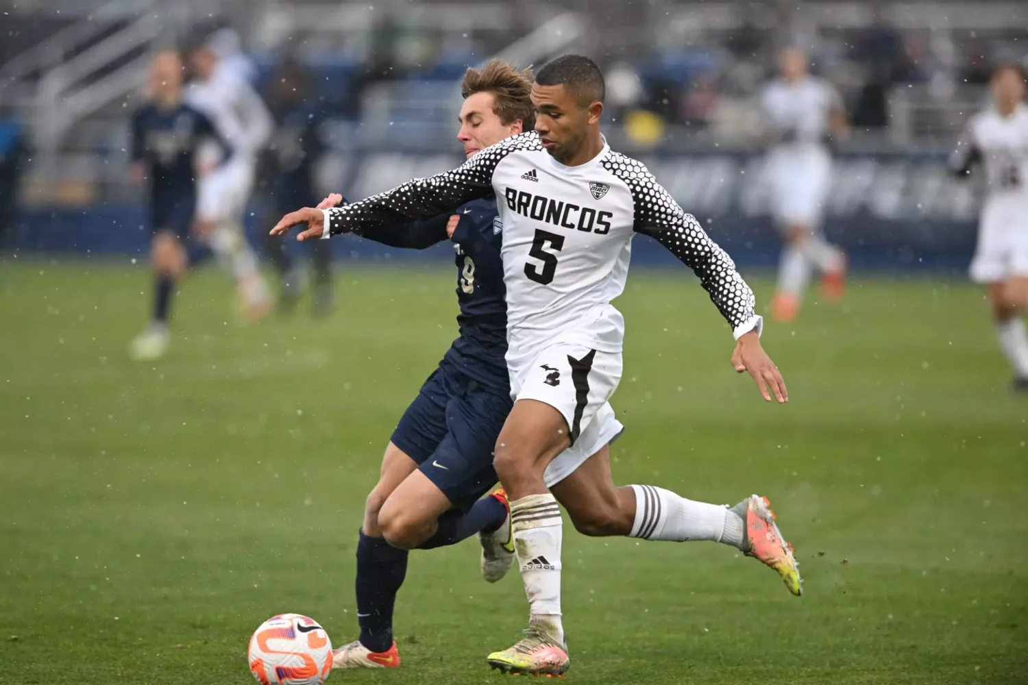 Mingos add defender Jaylen Shannon