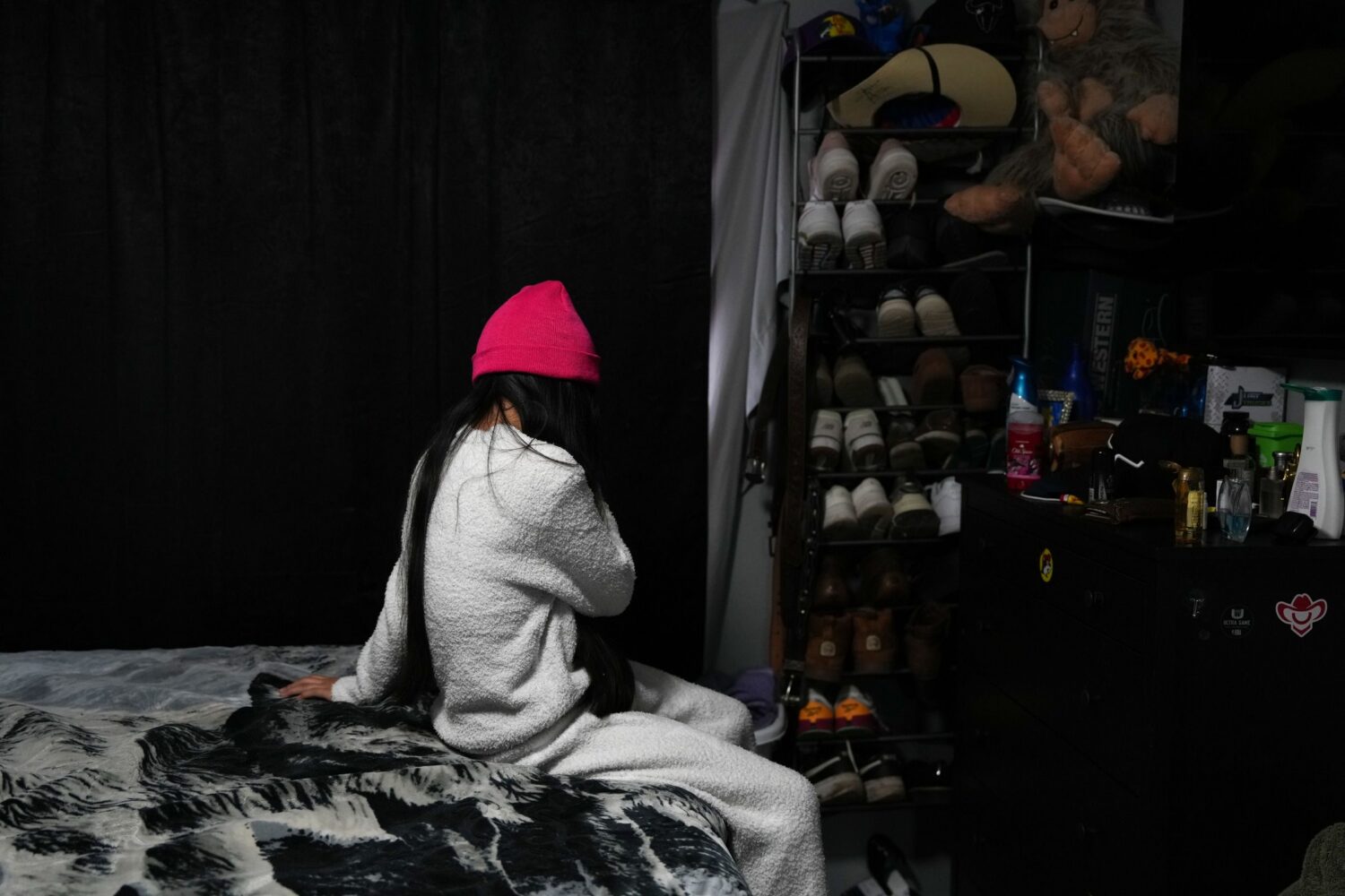 Families in hiding and defiant observers: This is Minneapolis in the wake of the so-called ICE ‘drawdown’