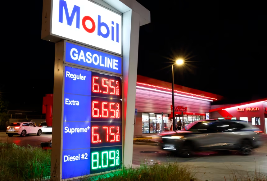 US gas prices hit $4 per gallon for first time since 2022