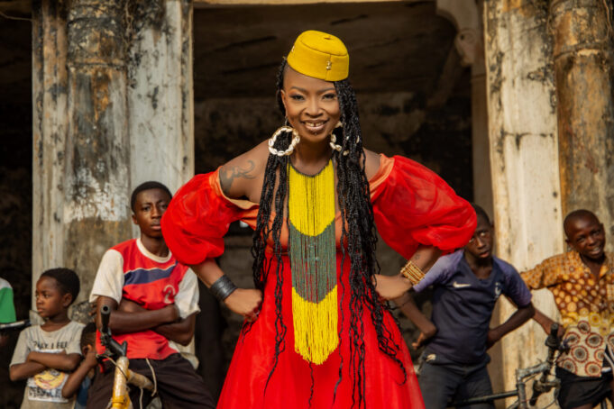 dobet_gnahoré_photo_by_luminar_studio