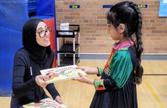 Award-winning Palestinian children’s book author Maysa Odeh visits Lake View Elementary School