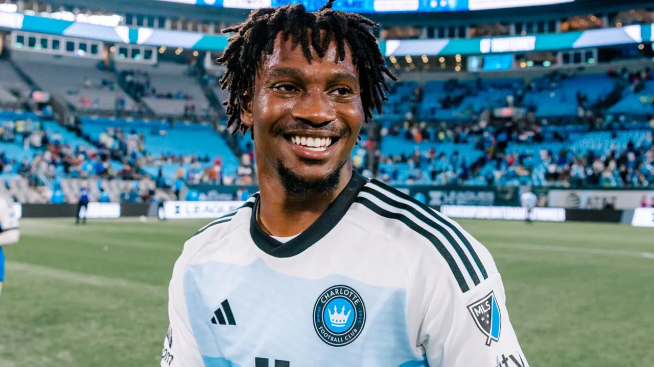 Mingos add winger Jahlane Forbes on transfer from Las Vegas Lights