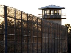 A jury voted for Jeffery Lee to receive a life sentence. Alabama plans to execute him anyway